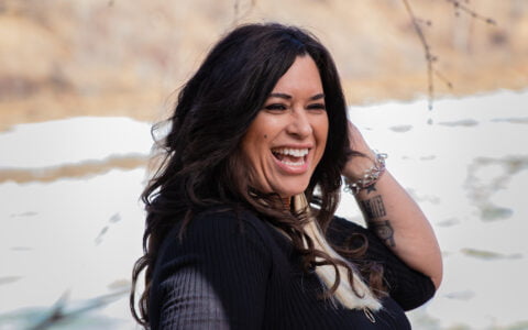 Jacqueline Biollo writes for Ladiescorner.ca