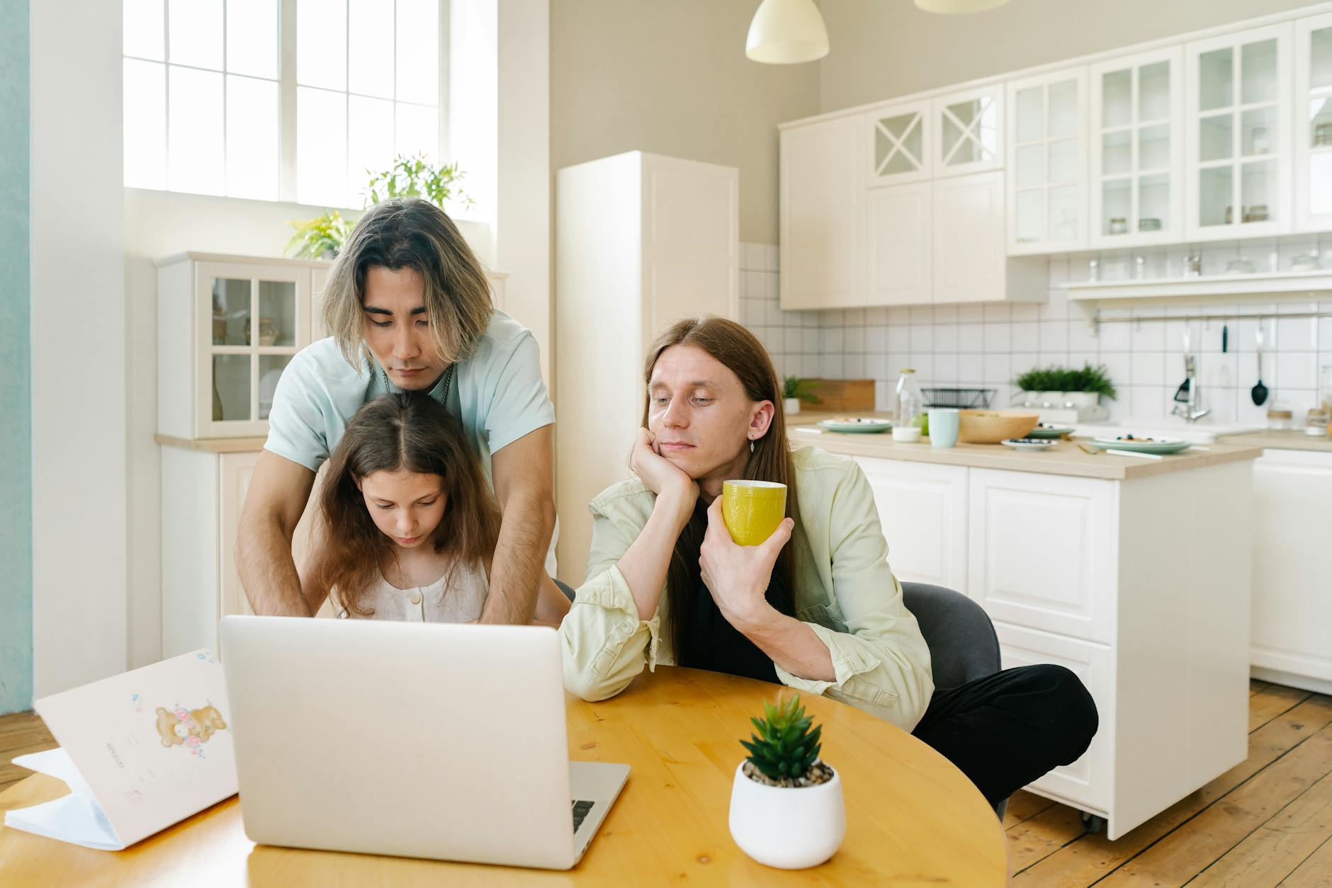 Navigating Toxic Family Dynamics: New Trends in Boundary Setting for 2026