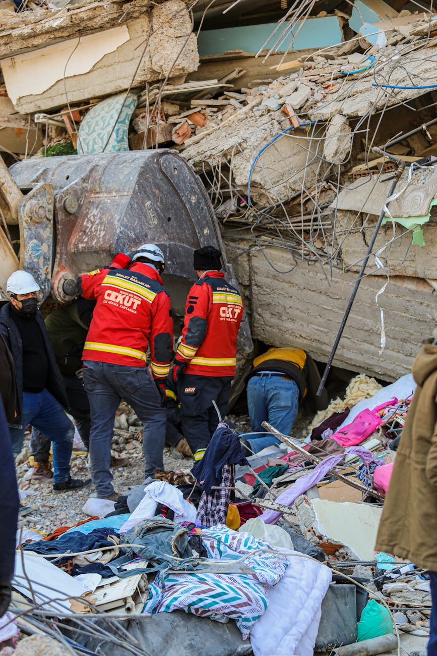Search Operations Intensify After Nine-Storey Building Collapses Near Manila