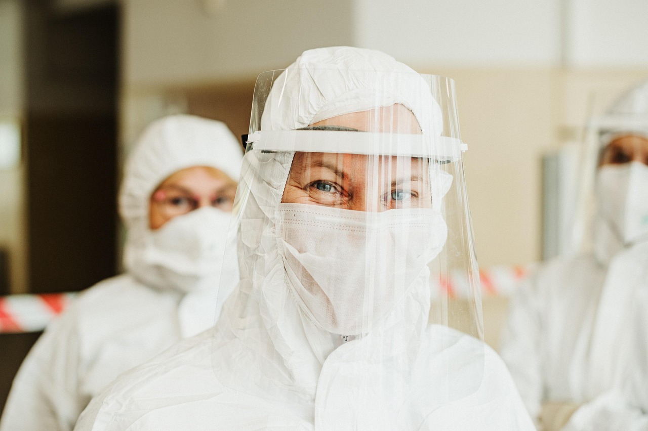 Ontario Health Officials Monitor Potential Ebola Case Following East African Travel