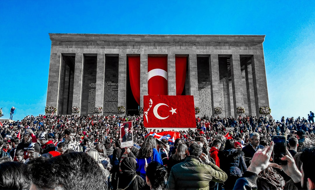Turkish Political Crisis: Ozgur Ozel Defies Court Ouster in 2026 Leadership Struggle