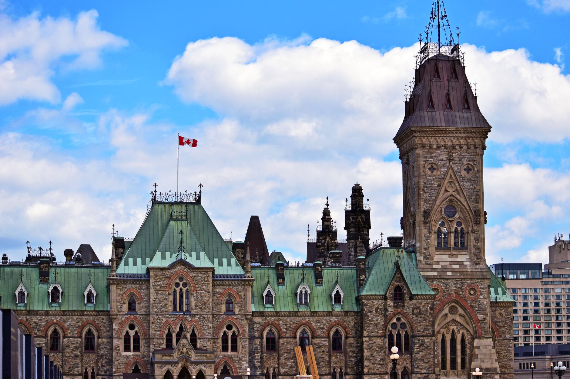 Conservatives Demand Split of Landmark Police Search Powers Bill to Balance Privacy and Safety