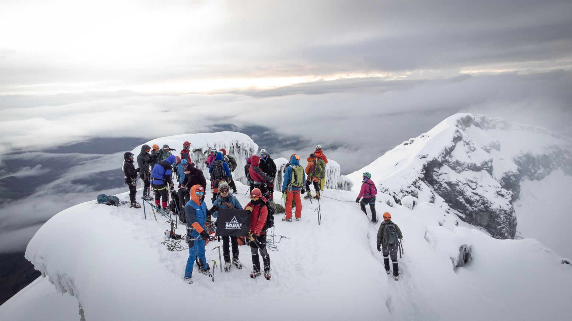 Recovery of Canadian and Mexican Climbers Highlights Rising Risks in Peruvian Andes