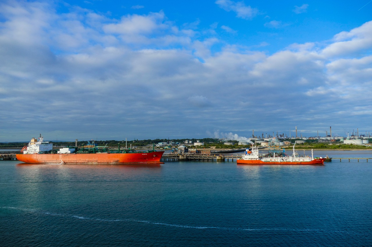 Why Global Oil Prices Persist Near $100 Amid 2026 Iran Tensions