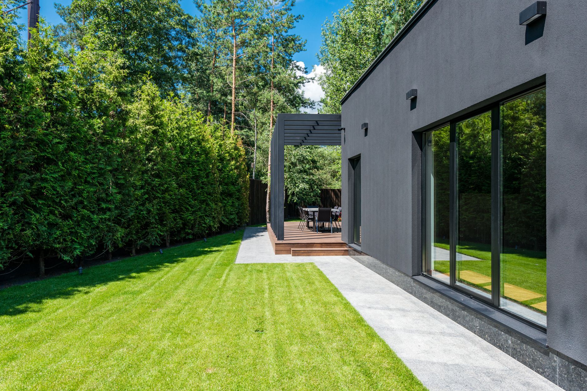 Calgary Streamlines Secondary Suites with Automatic Approval While Maintaining Backyard Rules