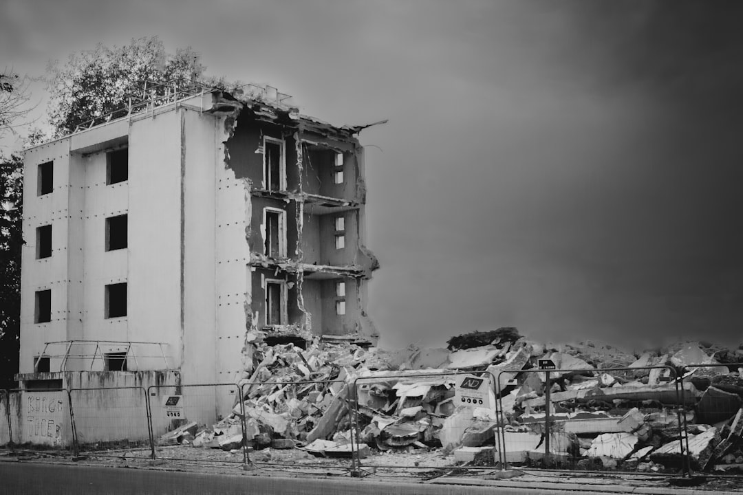 Delcy Rodriguez Attributes 80% of Earthquake Collapses to Private Development Amid Public Outcry