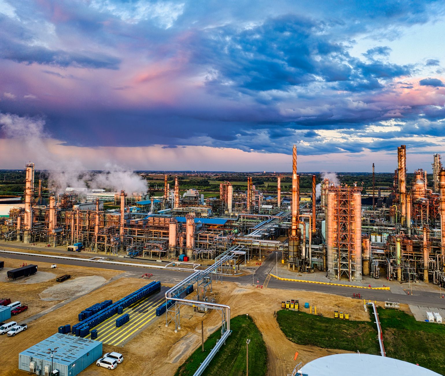 Canada's Oil Patch Eyes 'Super-Cycle' Amidst Shifting Global Energy Landscape