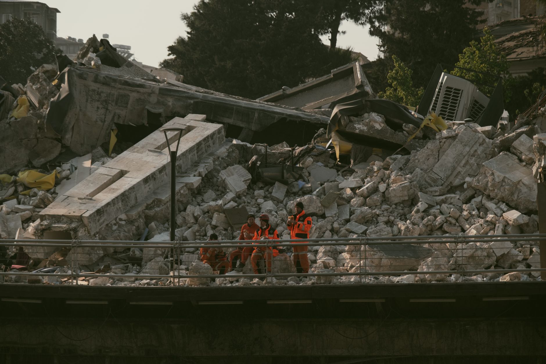 Flores Island Earthquake: Death Toll Rises to 40 Amid Archipelago-Wide Seismic Activity