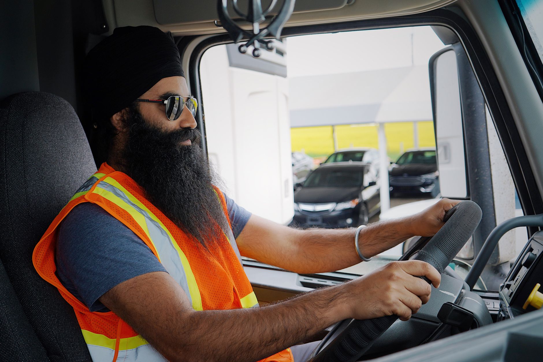 RCMP Warns Logistics Sector of Large-Scale Credit Card Fraud Scheme