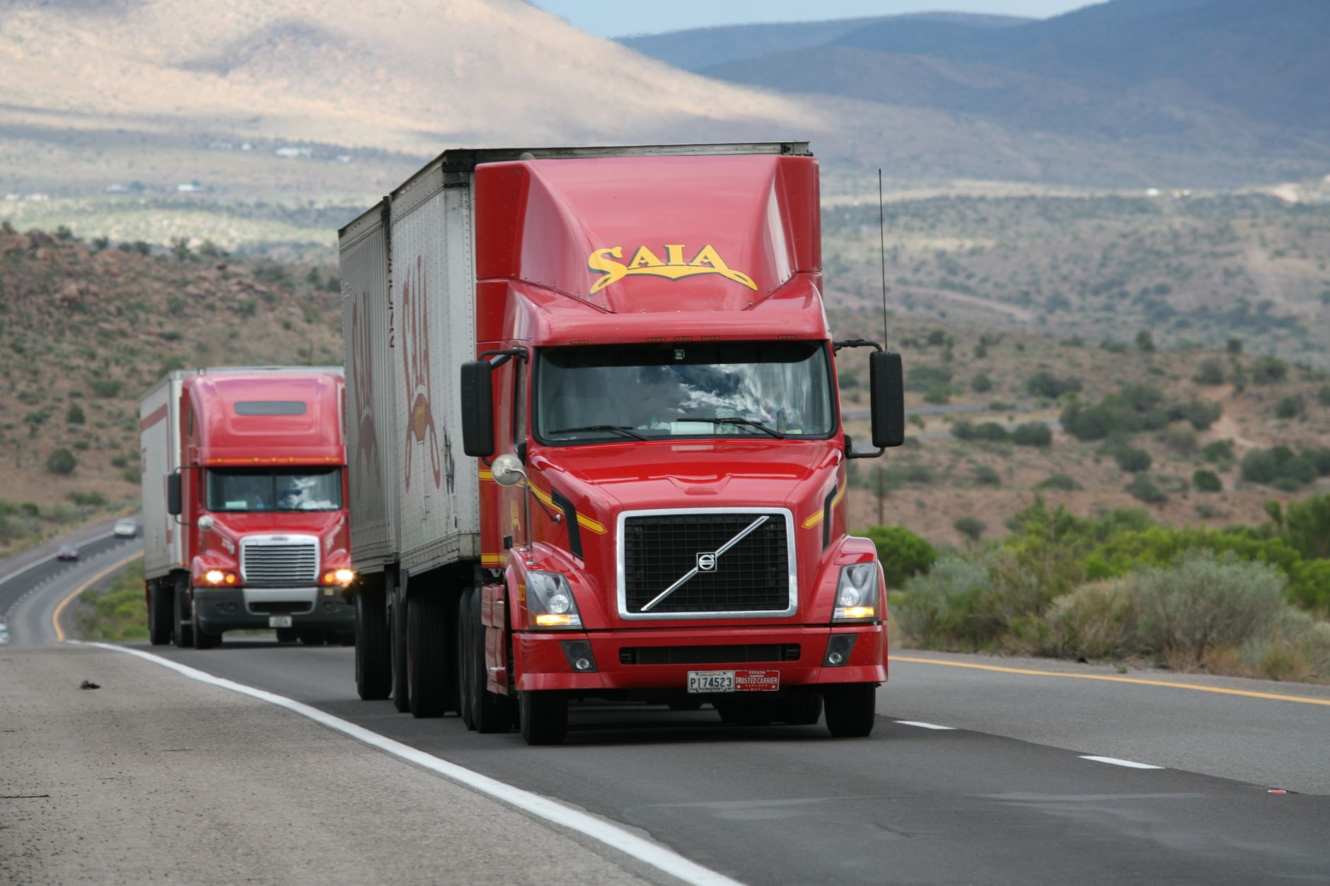 Massive Industrial Load Triggers Significant Central Alberta Traffic Delays