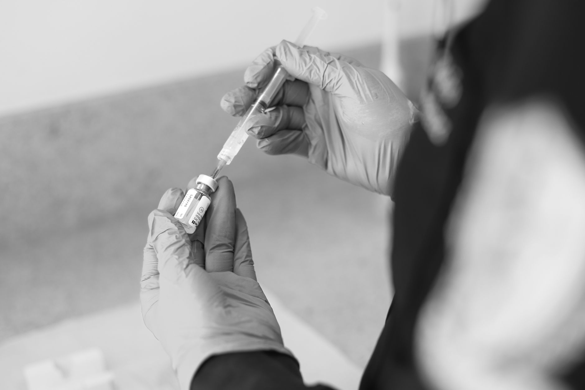 U.S. Vaccine Policy Shift Sparks Intense Cross-Border Public Health Debate